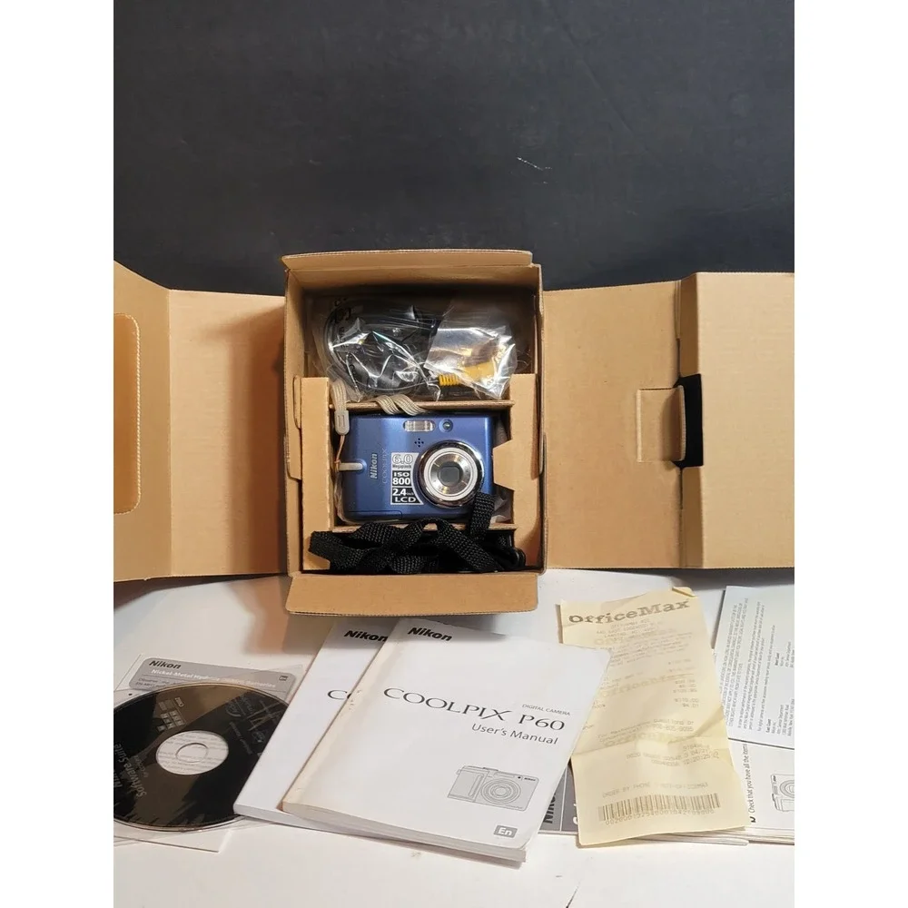 NIKON Coolpix P60 8.1 MP Digital Camera VR ISO 800 5x Zoom Blue Complete Works